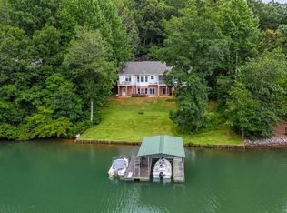 308 Shorecrest Dr, Seneca, SC 29672