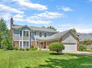 333 Ridgewood Dr, Bloomingdale, IL 60108