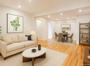 401 W 56th St APT 6E, New York, NY 10019