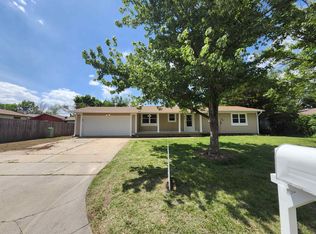 2417 N Battin Ave, Wichita, KS 67220