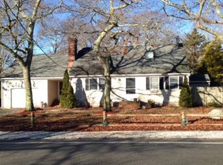 593 Old Strwbry Hl Rd, Centerville, MA 02632