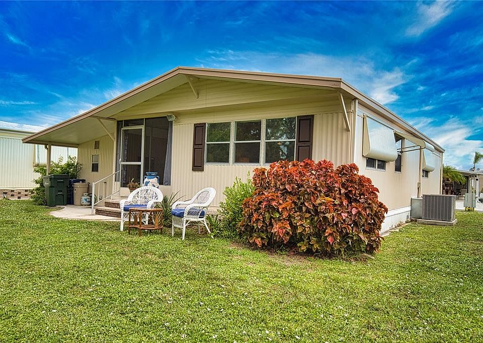 1st image of 236 N FIJI CIRCLE