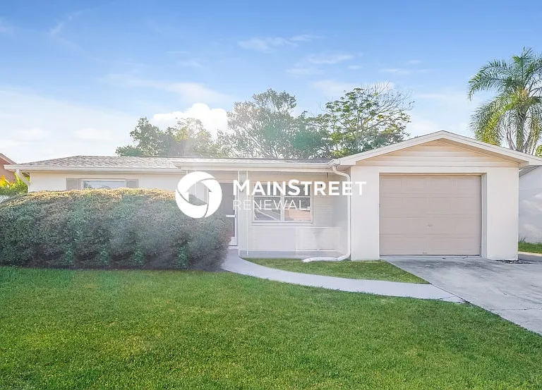 1050 Normandy Blvd — Photo 1