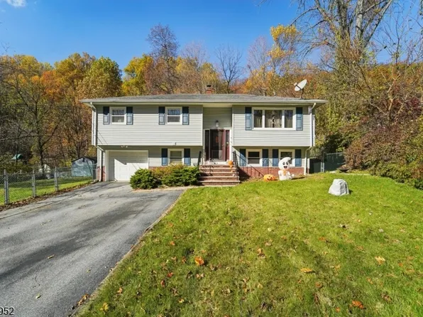 5 Zinnia Dr, Vernon Twp., NJ 07418