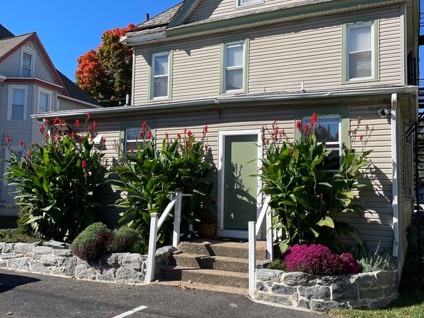 128 E Park Ave FLOOR 1