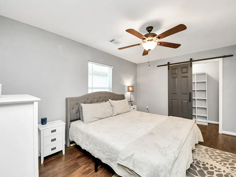 7032 Conley St — Photo 7