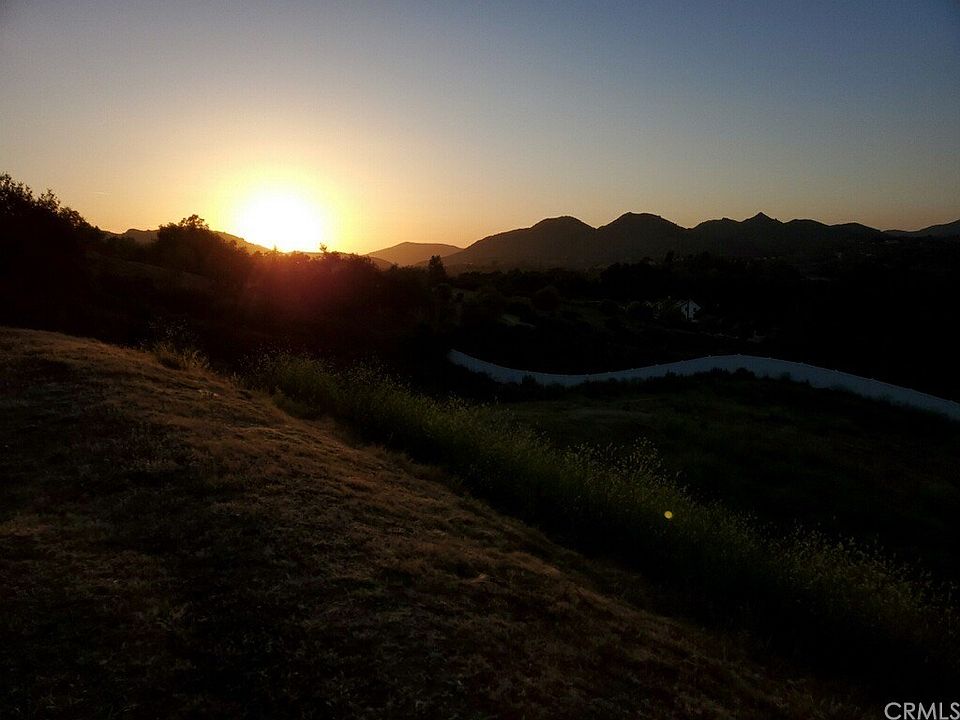1st image of 42596 De Portola Dr