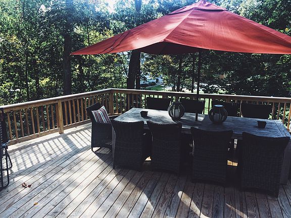 4th image of 161 Oak Dr