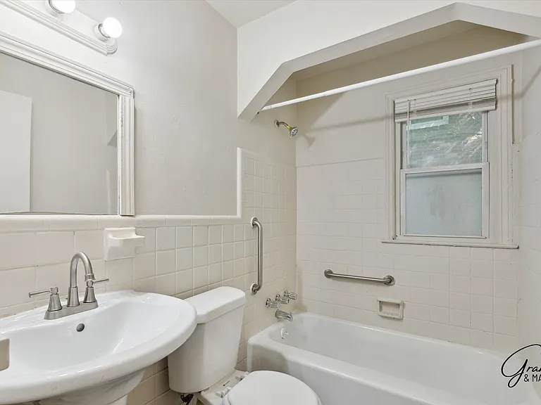 9108 Archdale St — Photo 22