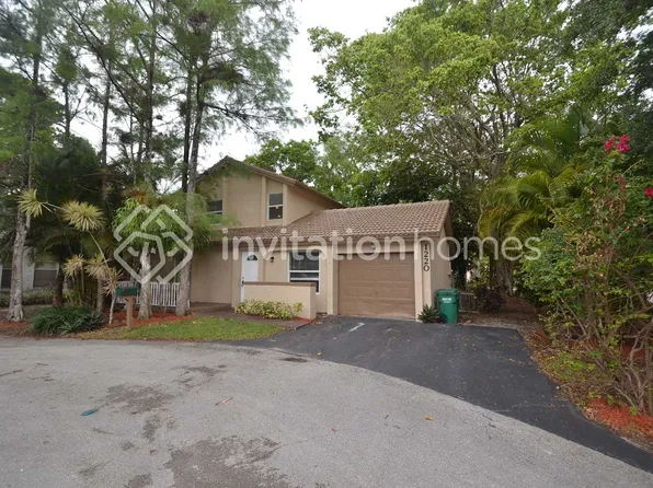 1220 NW 89th Dr, Pompano Beach, FL 33071