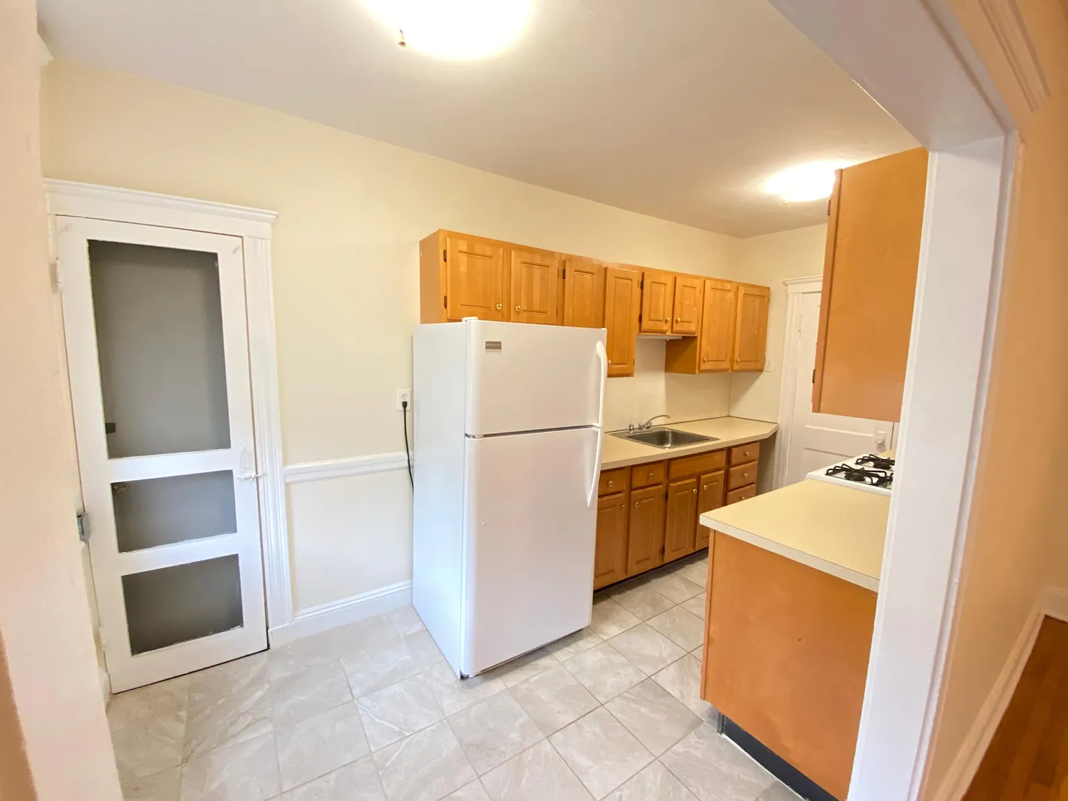 1 bed, $2,200 — Photo 2