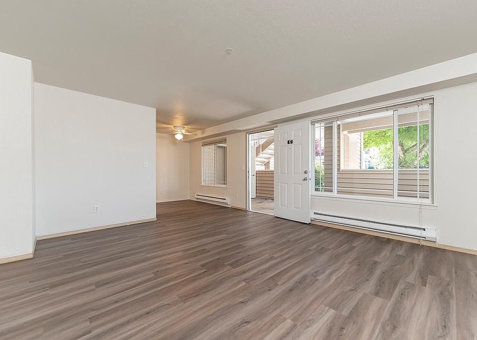 1st image of 101 138th St S APT 19