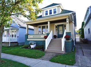 71 Pleasant Pkwy, Cheektowaga, NY 14206