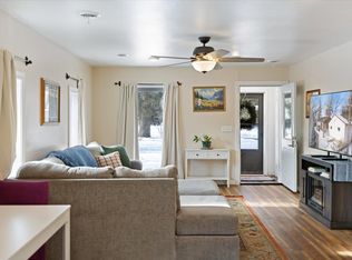 7405 Knollwood Dr, Mounds View, MN 55112