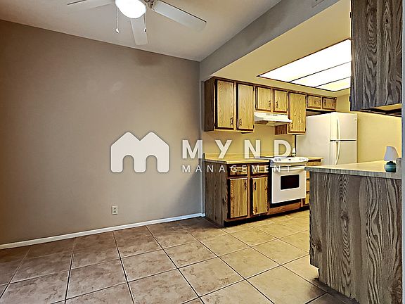 3rd image of 1245 N 84th Pl