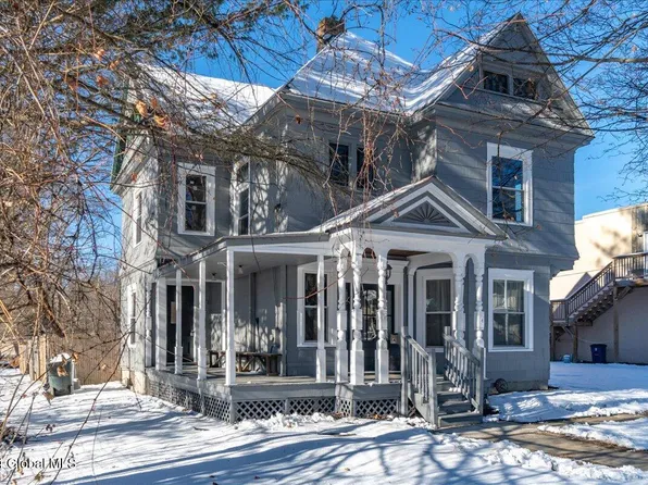 4 S Park Street, Cambridge, NY 12816