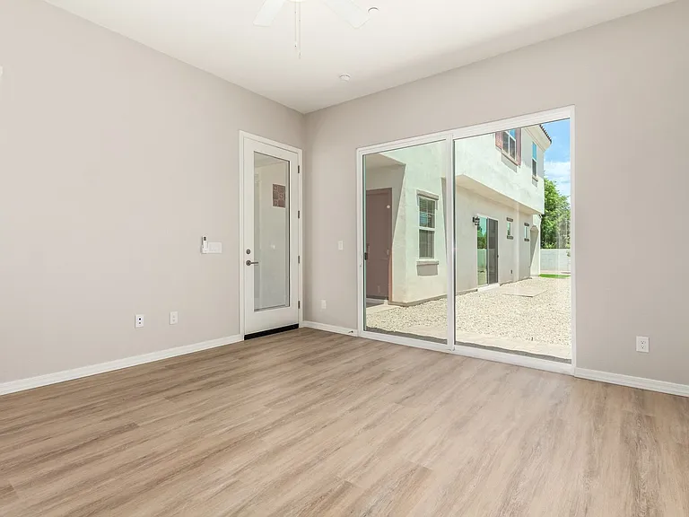 1657 S Sailors Ct — Photo 20