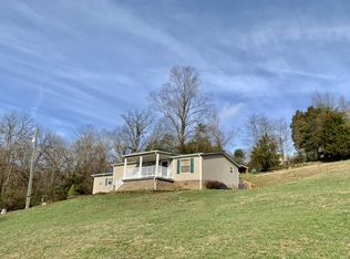 526 Cross Community Rd, Bristol, TN 37620