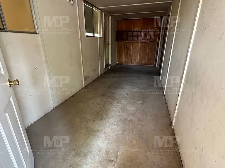 1101 S Bryan Ave — Photo 11