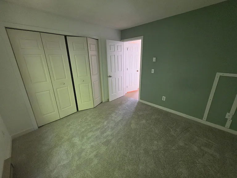 24 Salem Pl #24 — Photo 13