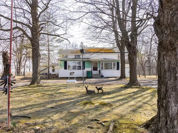 4355 Ransom Rd, Clarence, NY 14031