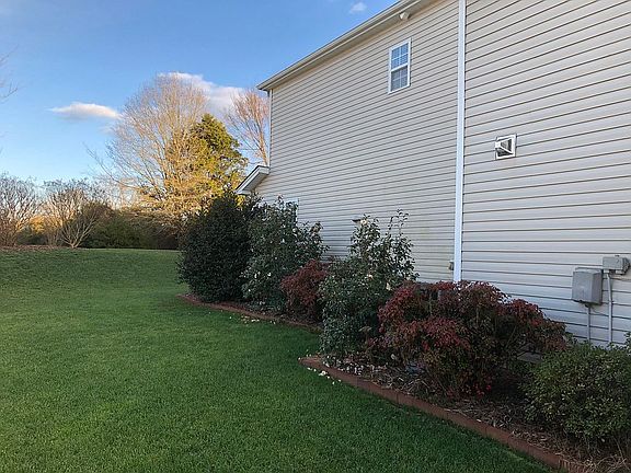 Custom landscaping & private