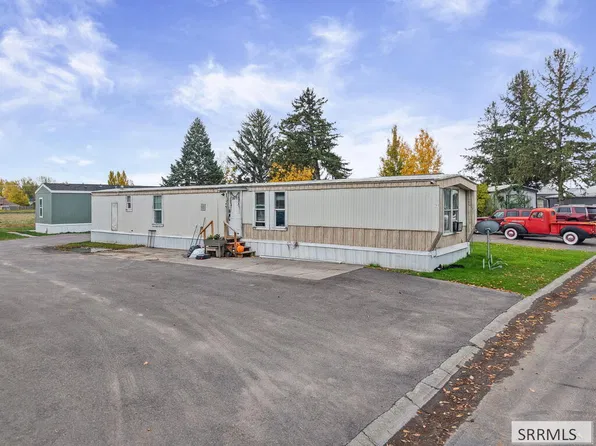 3575 E Elswood Dr, Idaho Falls, ID 83402
