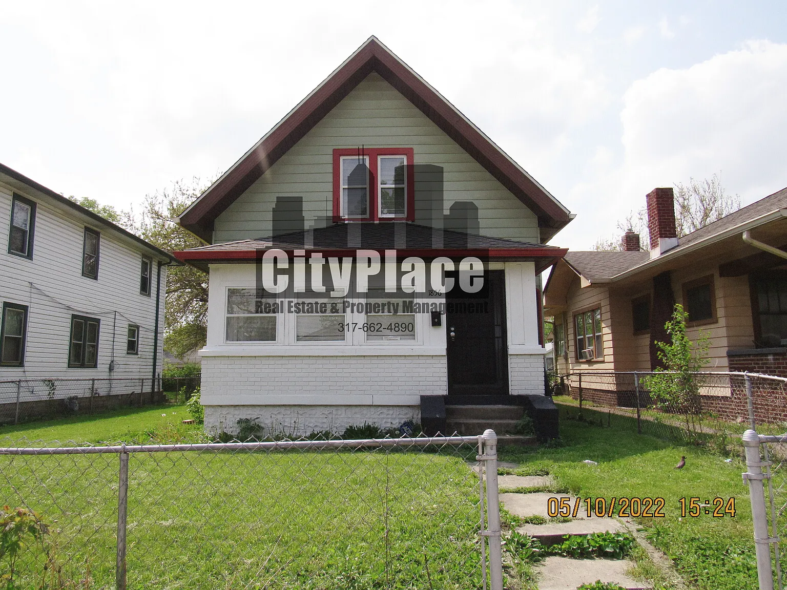 1856 N Dexter St photo 1