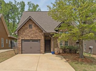 110 Kingston Ct, Birmingham, AL 35211