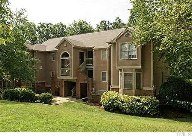 115 Abingdon Ct #2C