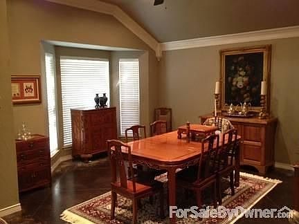 Dining/Living Room
						:
						This room can be used as a formal living or dining area.