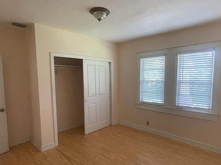 7210 N Duncan Ave — Photo 13