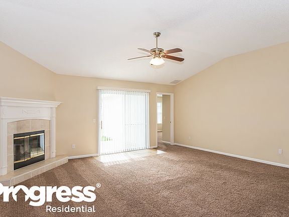 3rd image of 1199 Calla Glen Ln