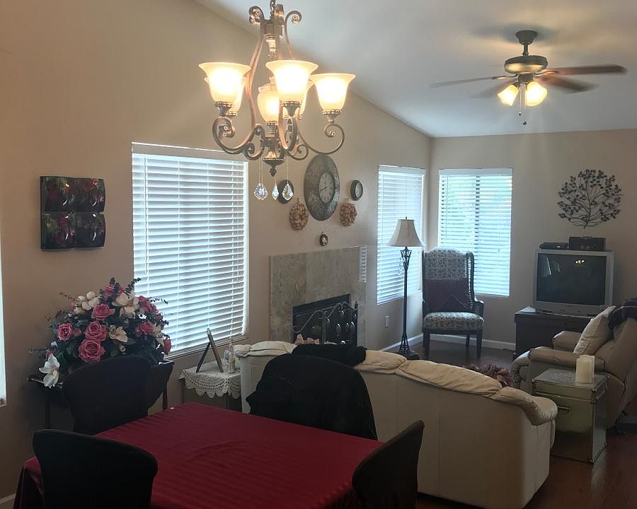 Living dining area