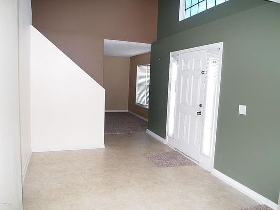 4th image of 8834 Lancashire Dr