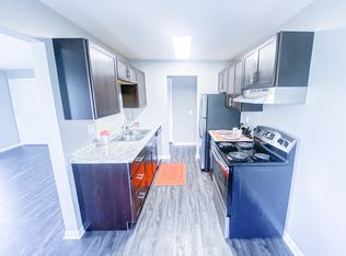 15 Adeline Cir APT 4, Madison, WI 53713