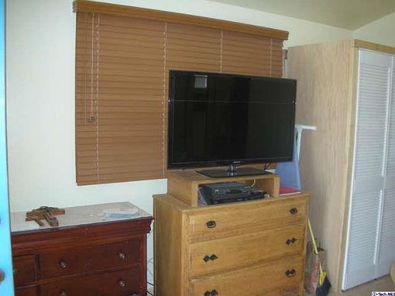 5th image of 1353 Linden Ave
