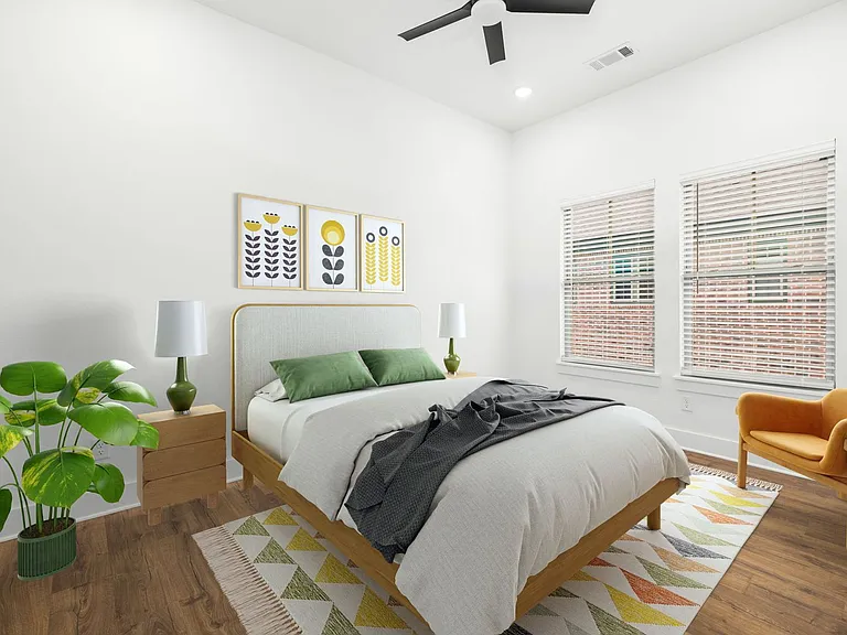 Luxury One Bedroom Townhome Available Now! - In The Heart Of Fayetteville — Photo 17