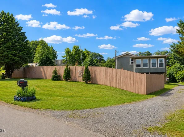 225 Shaw Rd, Chuckey, TN 37641