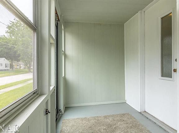 5th image of 1308 W Blackstone St