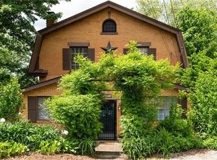 6815 Verona St, Verona, PA 15147