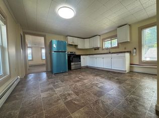 8 Southwest St, Charlestown, NH 03603