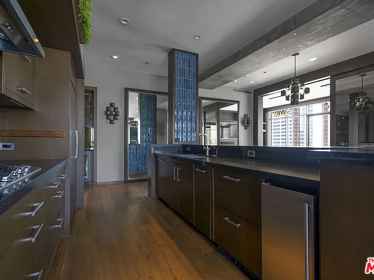 1100 S Hope St #1714 — Photo 9