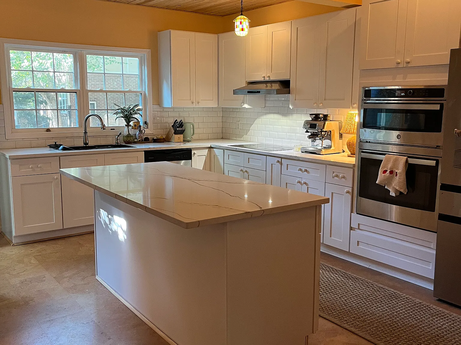 3 bed, 1.5 bath, 1182 sqft, $3,100 — Photo 3