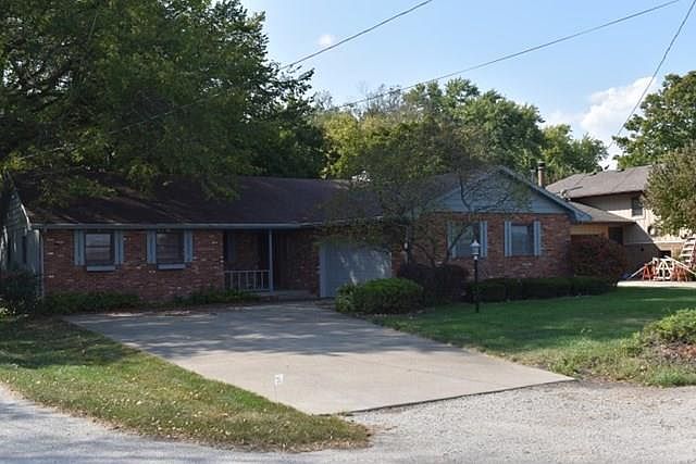 1st image of 807 S Manlove St