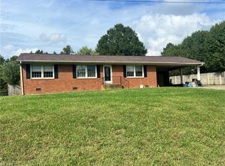 5590 Merle Dr, Trinity, NC 27370