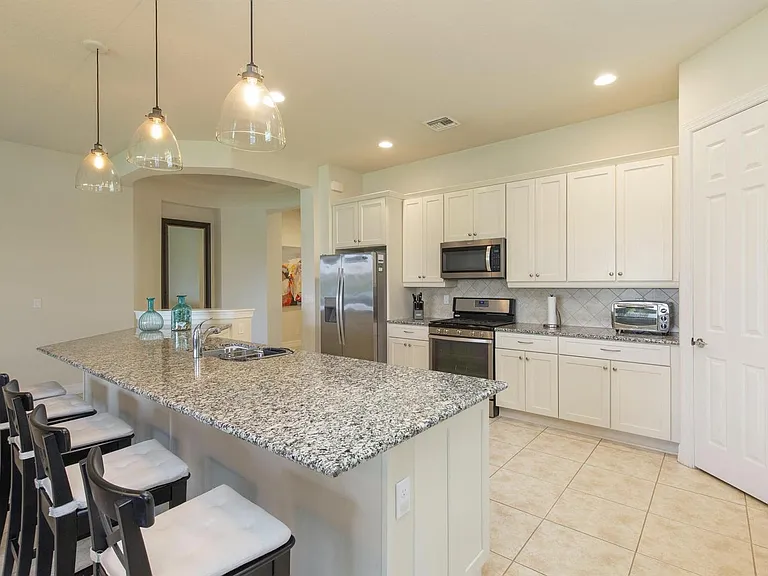 10274 Prato St — Photo 5