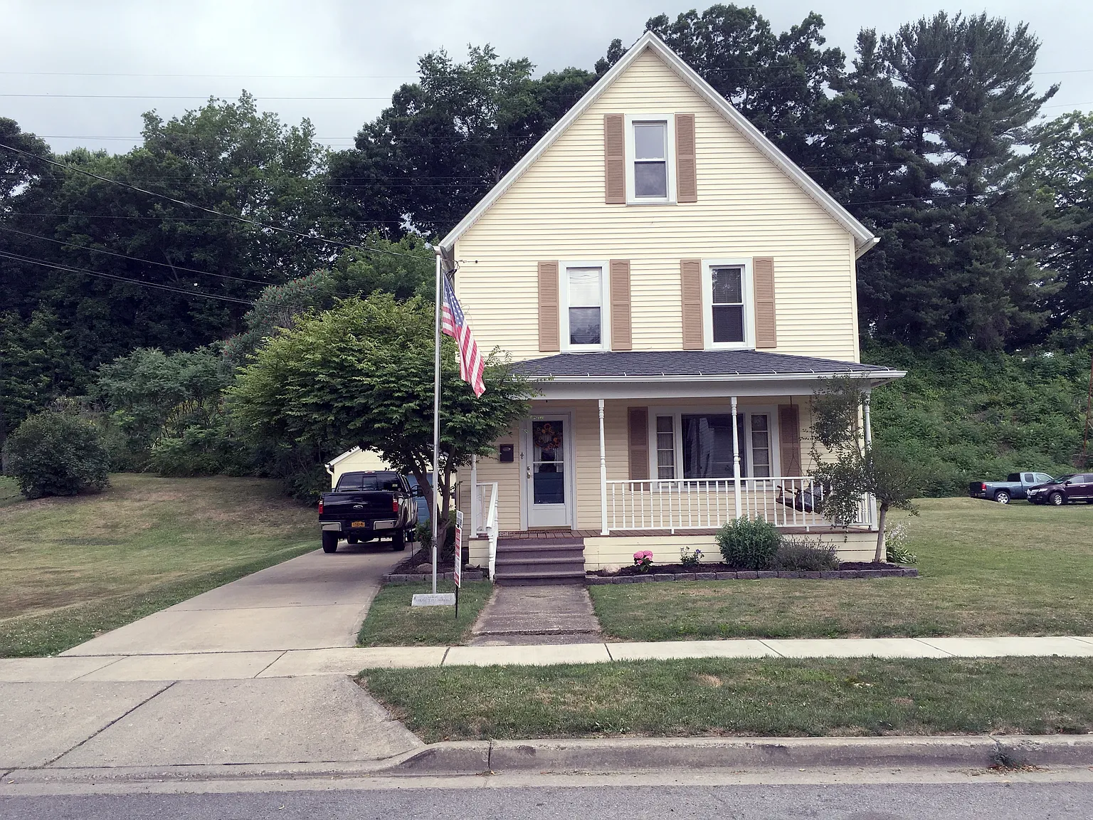 36 W Mosher St photo 1