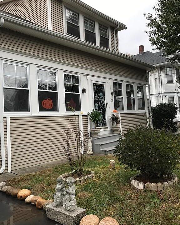 1st image of 28 Oakwood Ave