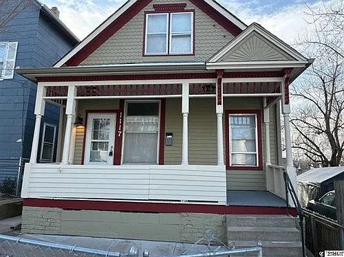 1117 Williams St Photo 1